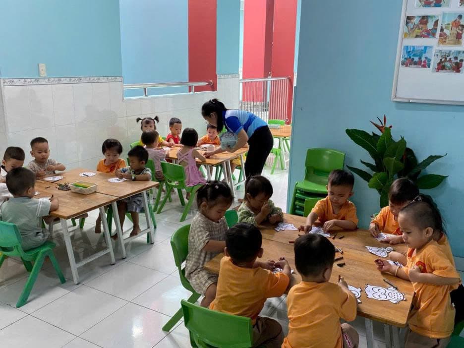 Hoạt động tương tác với robot